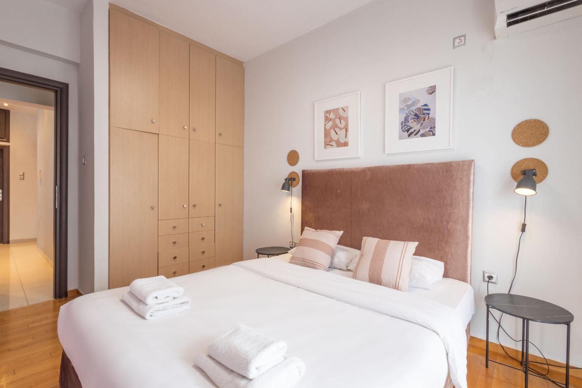 A Luxury & Comfortable Apt In Athene Buitenkant foto